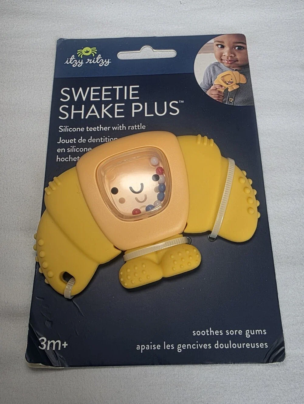 Itzy Ritzy Yellow Croissant Sweetie Shake Plus Silicone Teether with Rattle NWT